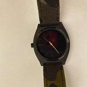 Nixon watch